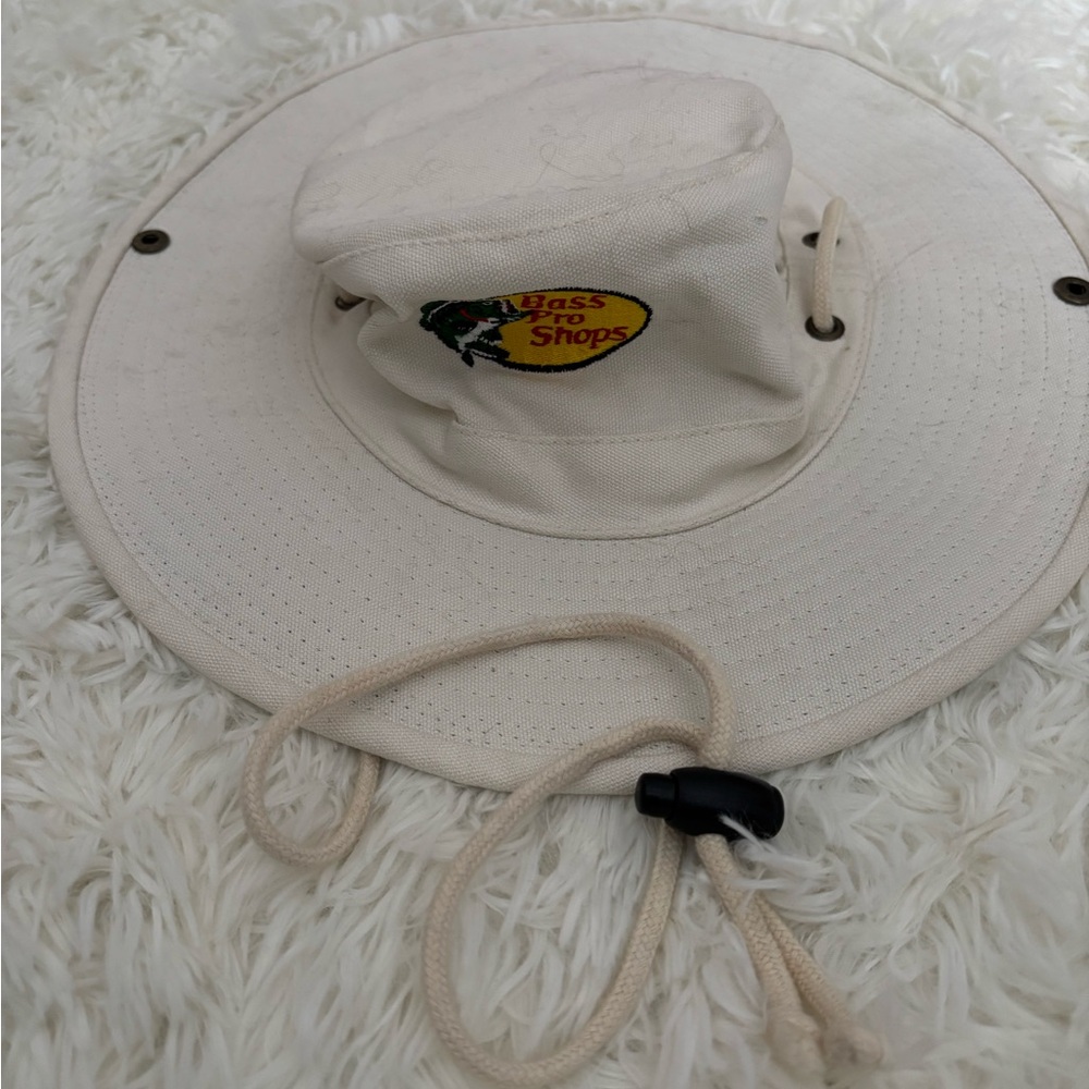 Bass Pro Shops Floater The ‘Outdoor’ Hat